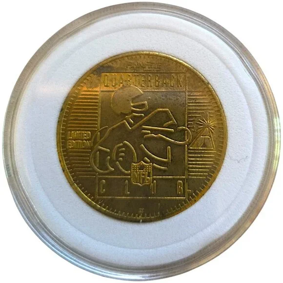 Steve Young #8 San Francisco 49ers Legend 1996 Pinnacle QB Club NFL Vintage Coin - Picture 3 of 4